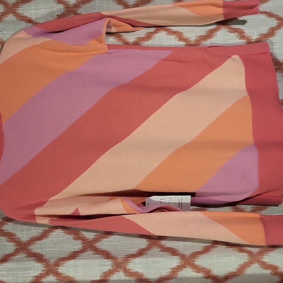 Women's Striped Sweater - Picture 3 of 3